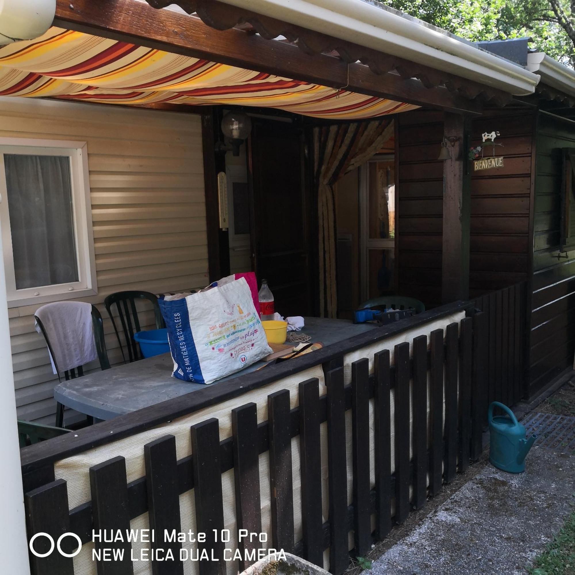 Charmant Mobil Home Style Chalet 贝斯和圣阿纳斯泰斯 外观 照片